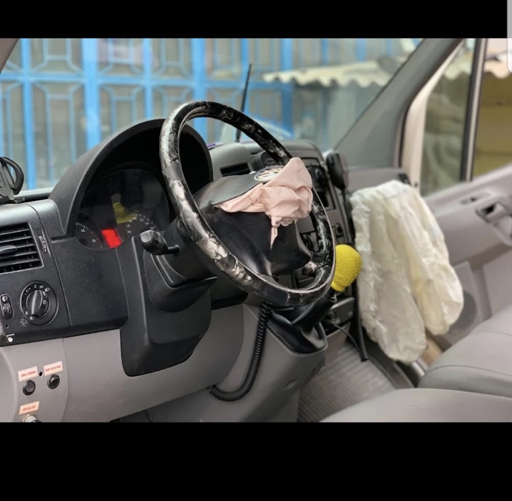 Emirler Oto Cam ankaraankaradaivedikivediktesunrooffitilfitilitamirtamiriyapanfirma